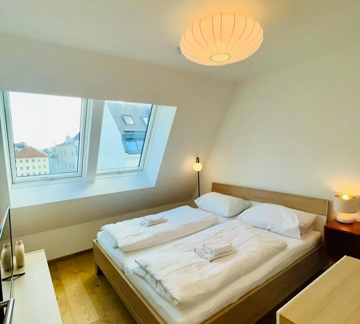 Orestaliving - Penthouse With Private Terrace Vienna Apartment